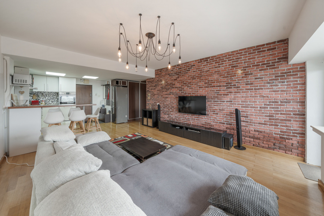 Maior Coravu,modern,vedere panoramica, 75mp