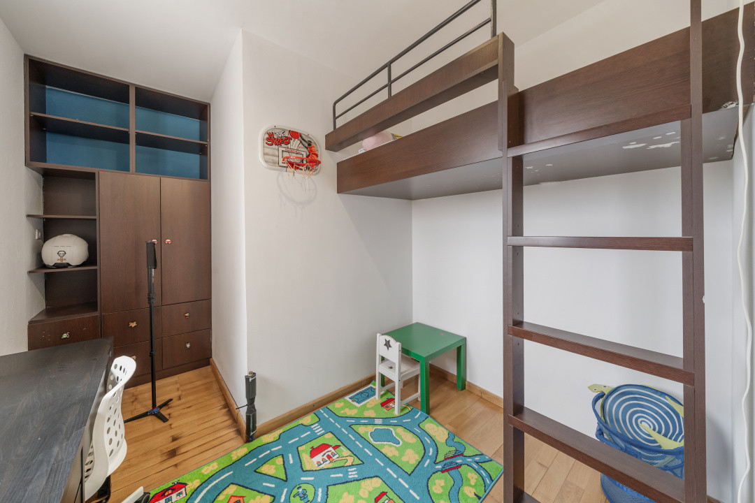 Maior Coravu,modern,vedere panoramica, 75mp