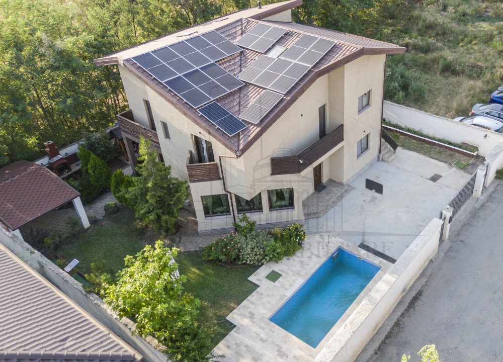 Vila individuala P+1E+M*zona Lebada*teren 545mp*Sistem fotovoltaic