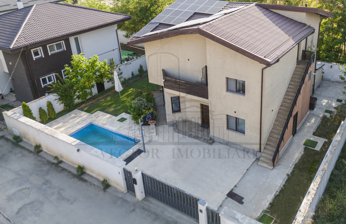 Vila individuala P+1E+M*zona Lebada*teren 545mp*Sistem fotovoltaic