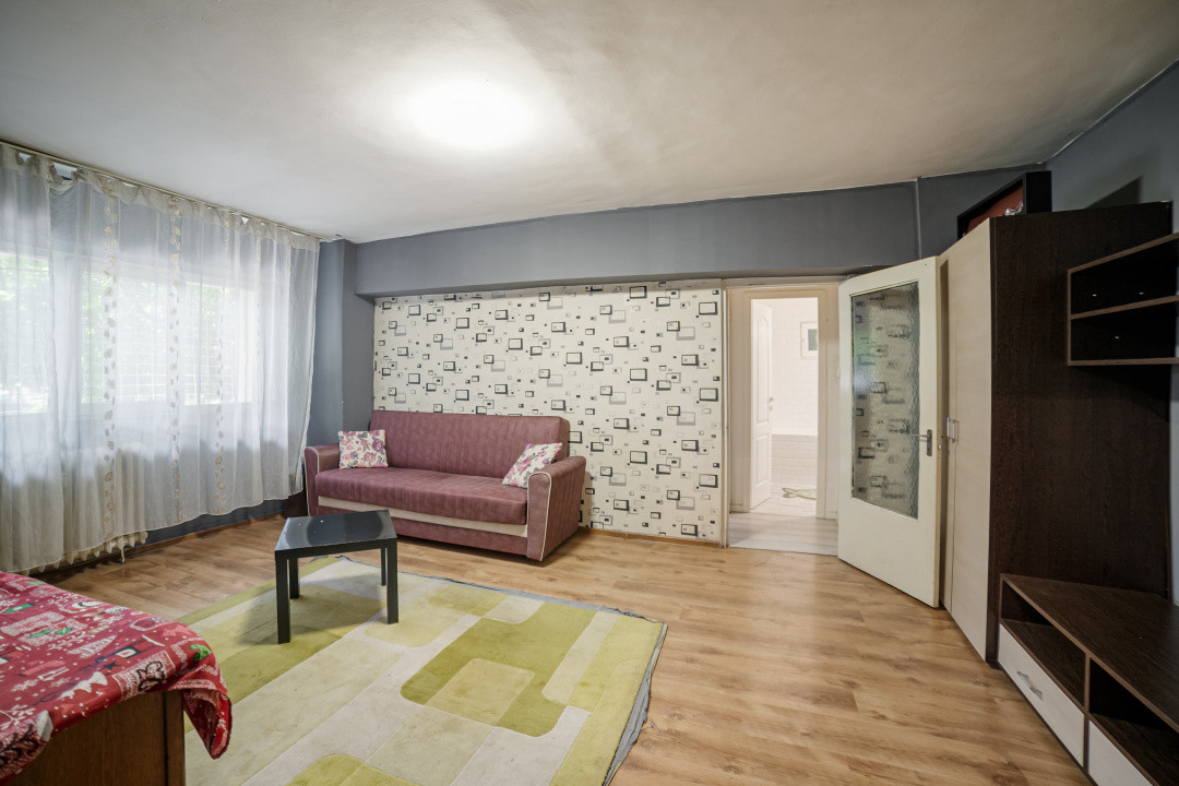 Apartament 2 cam*Colentina-Maior Bacila* Spatios 54 mp* Bloc 1986 reabilitat