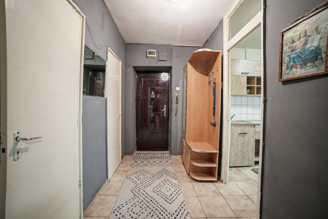 Apartament 2 cam*Colentina-Maior Bacila* Spatios 54 mp* Bloc 1986 reabilitat