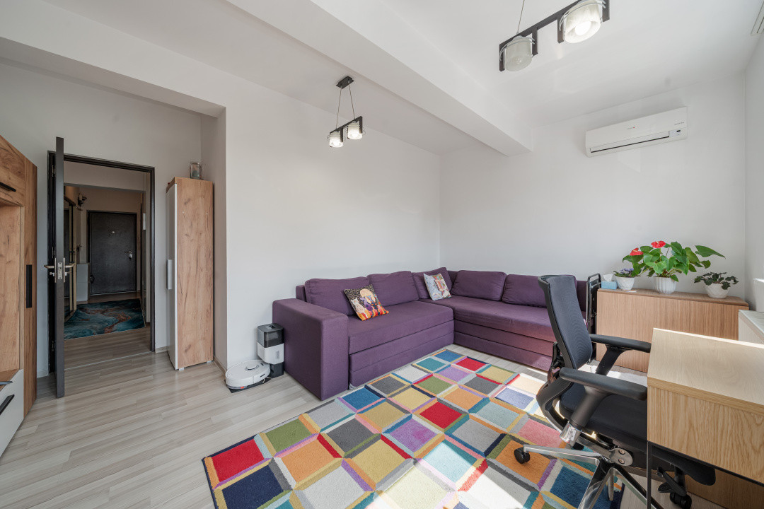 Brancoveanu*Etaj 1/3*Decomandat*Bloc nou*Ready to Move In