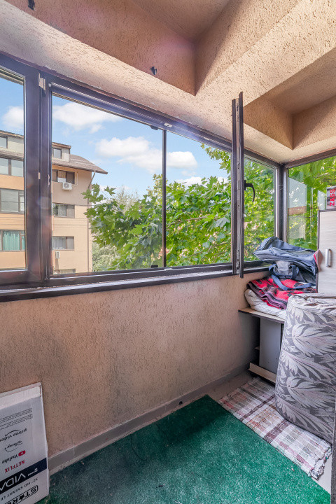 Amurgului*2 camere*Etaj 1/3*Centrală proprie*2 balcoane*Investitie