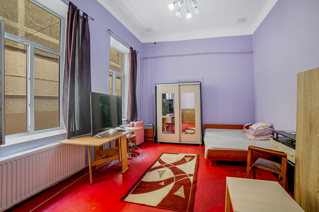 4 camere*Parter/2*Vila interbelică*Curte comună*120 mp utili*C. Dona 5