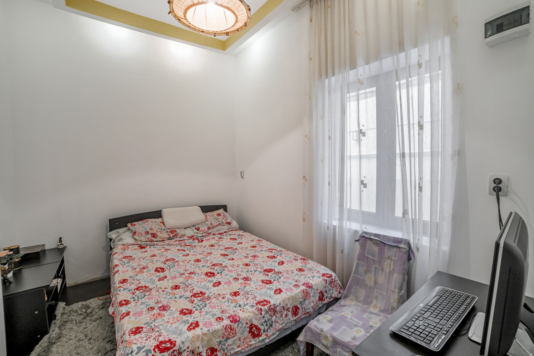 4 camere*Parter/2*Vila interbelică*Curte comună*120 mp utili*C. Dona 5