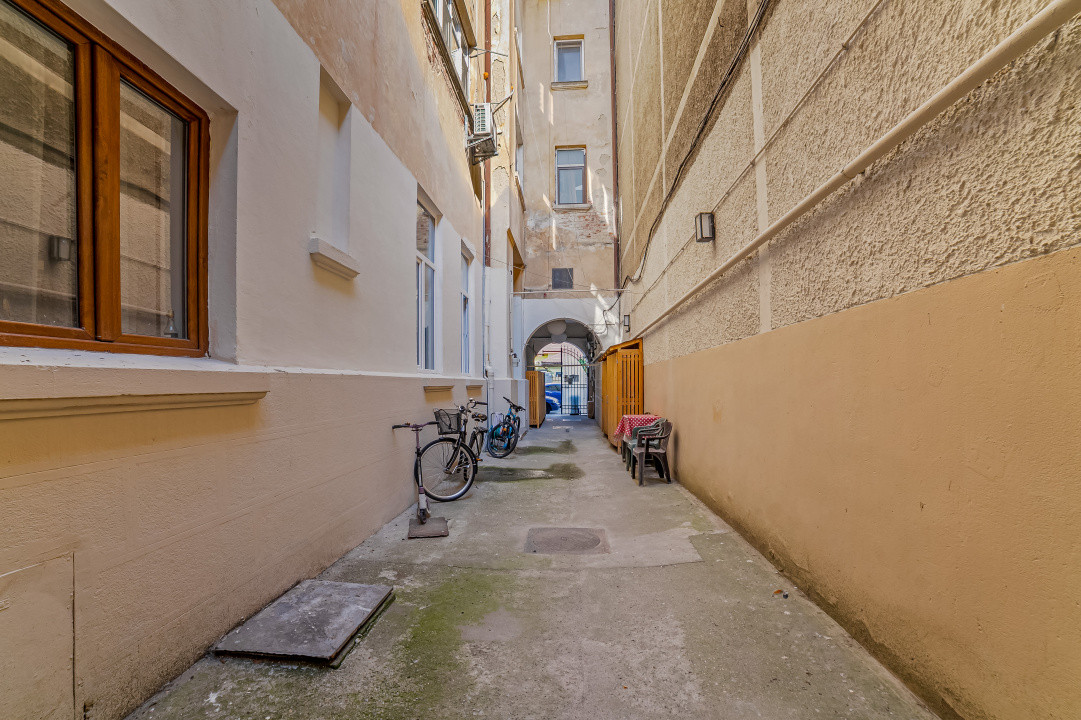 4 camere*Parter/2*Vila interbelică*Curte comună*120 mp utili*C. Dona 5