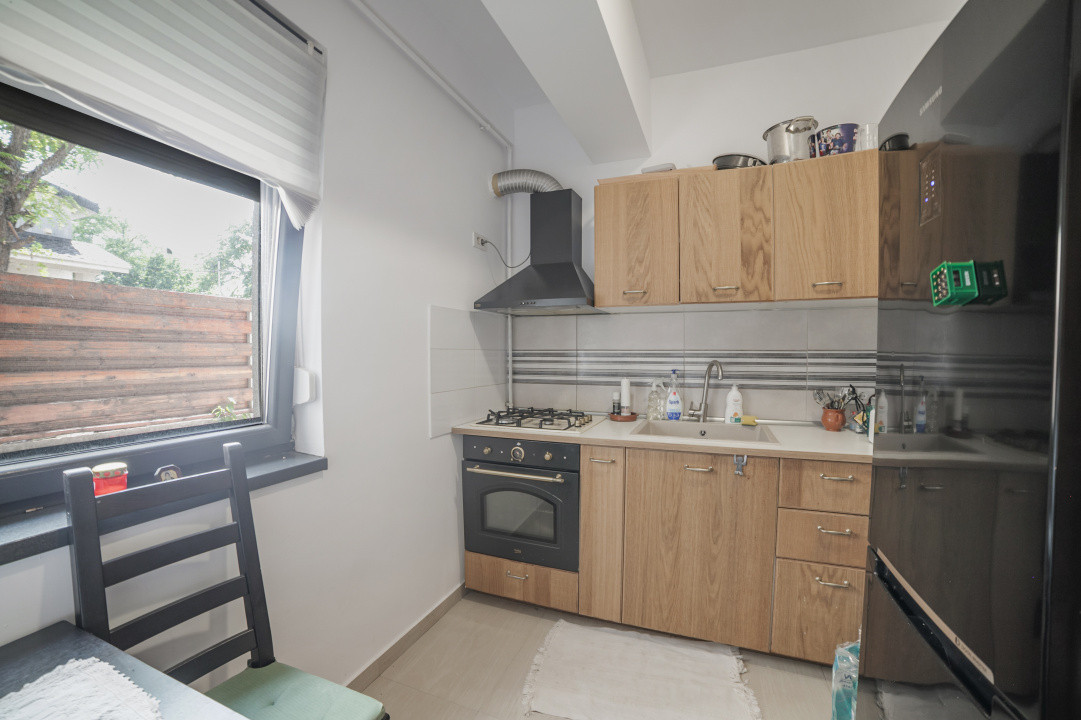 2 camere*Parter/3*Balcon*Centrală proprie*Pod Constanța