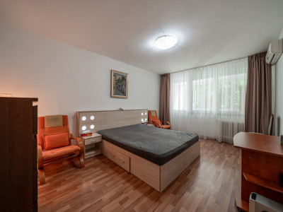 Unirii*Budapesta*Dimitrie Cantemir* Decomandat,renovat*Etaj 3/10*Sud-luminos