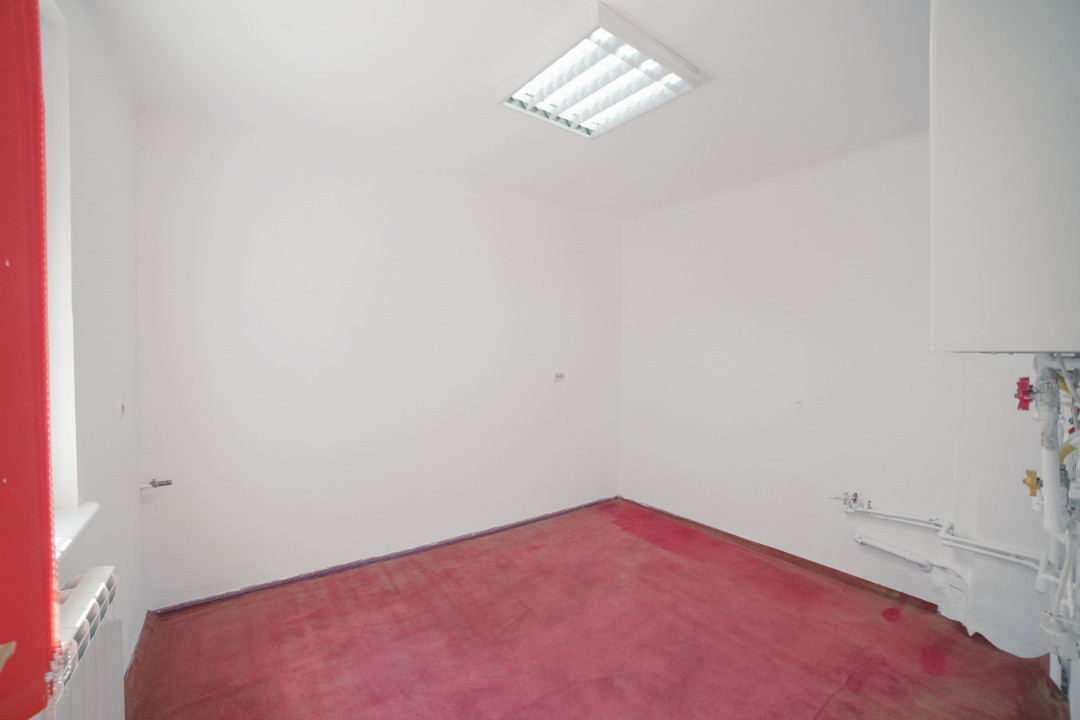 Spatiu birouri în vilă*Magura Vulturlui*Teren 200mp 