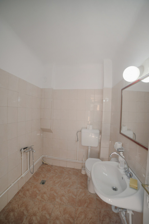 Spatiu birouri în vilă*Magura Vulturlui*Teren 200mp 
