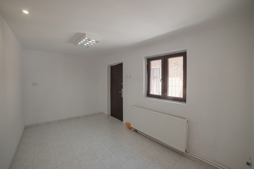 Spatiu birouri în vilă*Magura Vulturlui*Teren 200mp 
