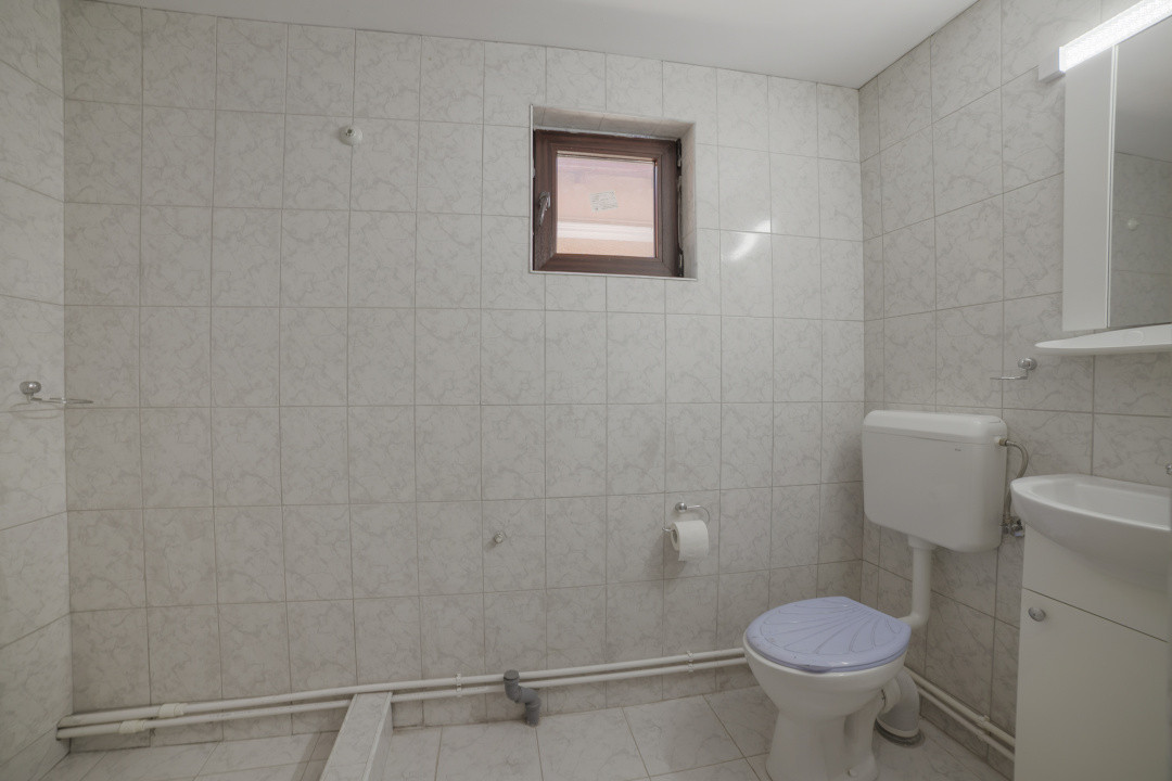 Spatiu birouri în vilă*Magura Vulturlui*Teren 200mp 