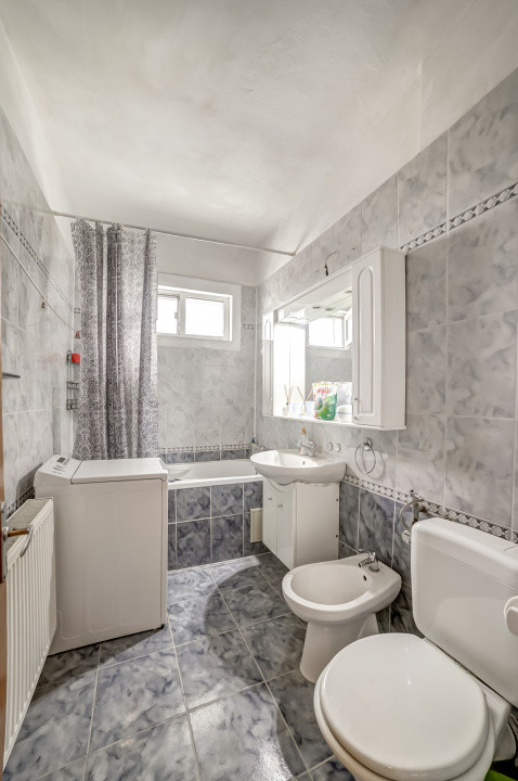 Apartament 4 camere*Ferdinand I*Centrala proprie