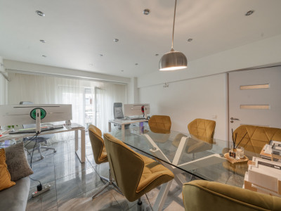 Ideal Firma*Blvd Burebista 3*Pta Alba Iulia*Etaj 3*Luxos*