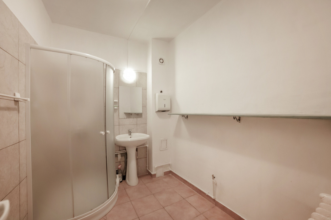 Spatiu comercial/Spatiu birouri*Ion Mortun*Vitan