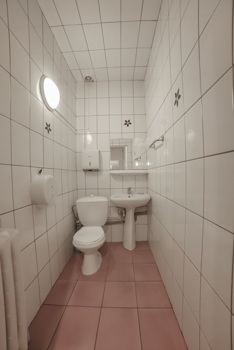 Spatiu comercial/Spatiu birouri*Ion Mortun*Vitan