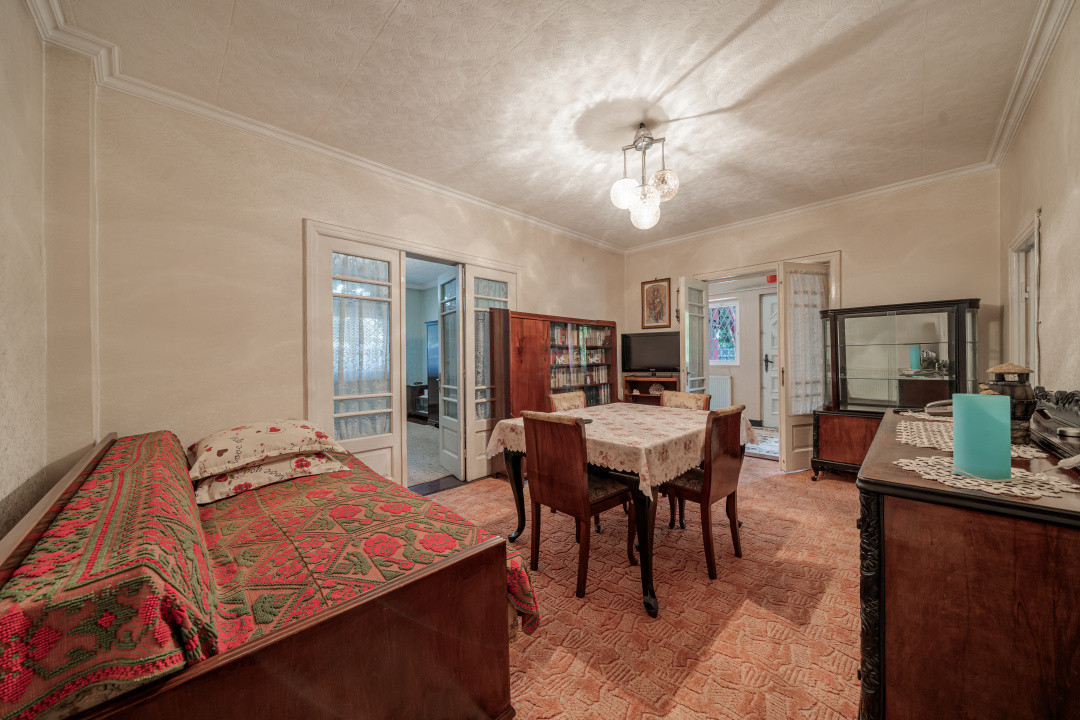 Teren 600 mp*Dubla deschidere 29*21* Laminorului 41*Casa caramida 140mp