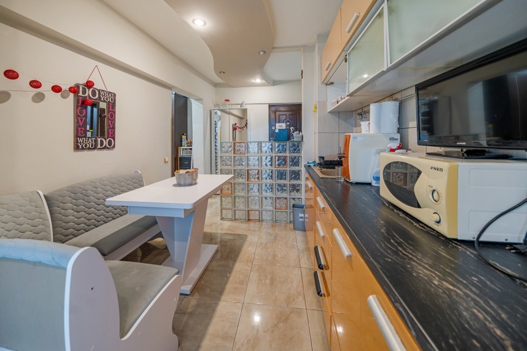 Decomandat*Morarilor*Credit ipotecar*Vedere parc*Loc parcare*Boxa*Mobilat/utilat