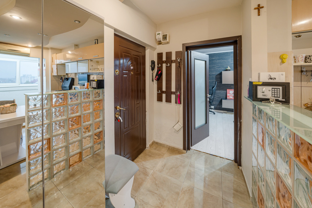 Decomandat*Morarilor*Credit ipotecar*Vedere parc*Loc parcare*Boxa*Mobilat/utilat