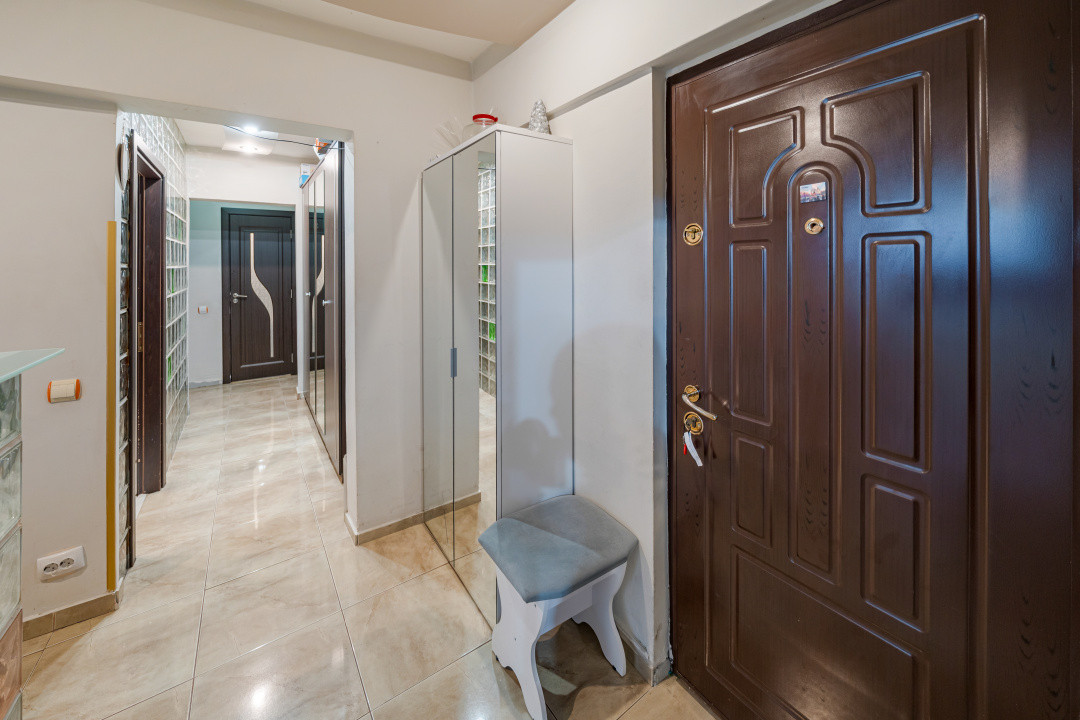 Decomandat*Morarilor*Credit ipotecar*Vedere parc*Loc parcare*Boxa*Mobilat/utilat