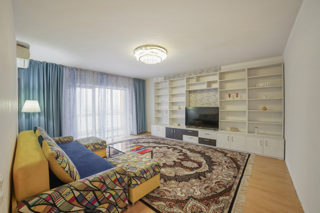 Mobilat si utilat modern* etaj 11/24 cu 3 lifturi* bloc 2009* Decomandat* 