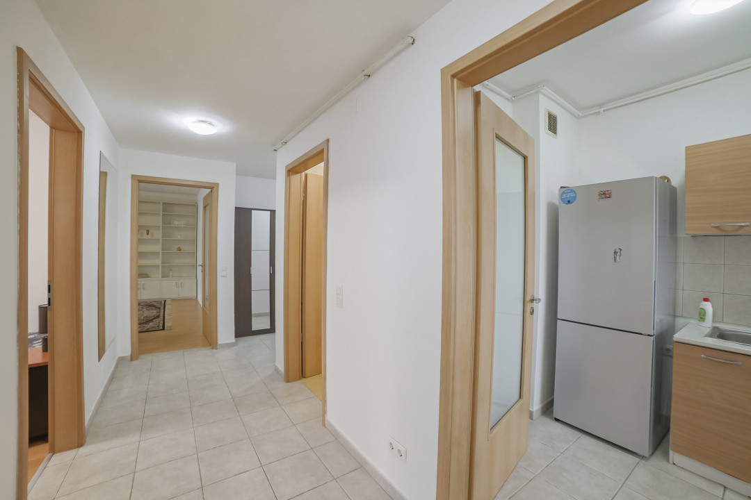 Mobilat si utilat modern* etaj 11/24 cu 3 lifturi* bloc 2009* Decomandat* 