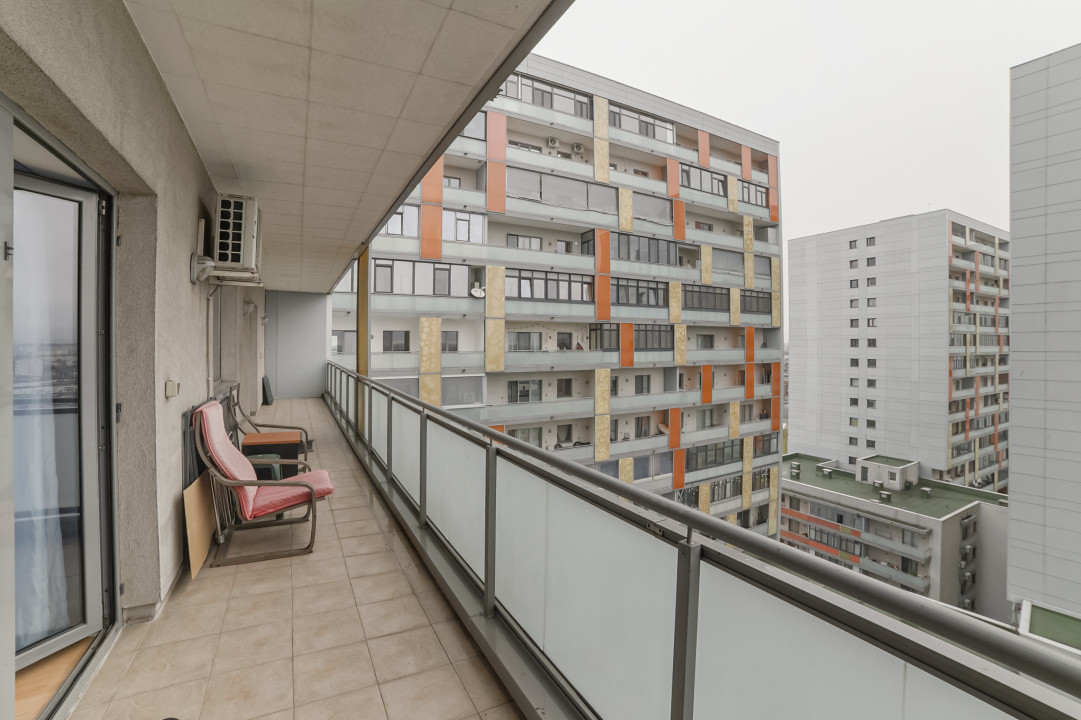 Mobilat si utilat modern* etaj 11/24 cu 3 lifturi* bloc 2009* Decomandat* 