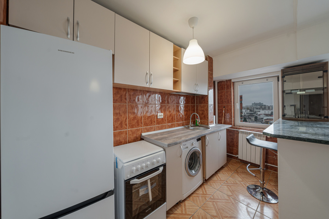 Garsoniera 42mp*Piata Alba Iulia*Mobilata-utilata*Baie moderna