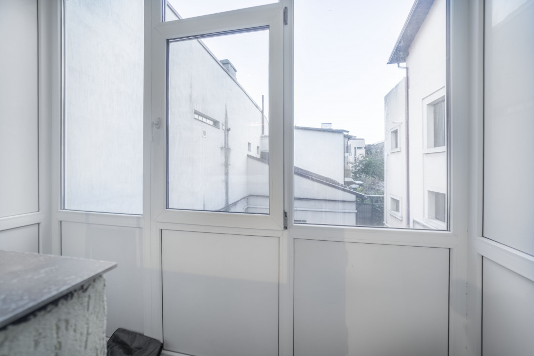 Etaj 1 din vila P+2*Locuit sau Birou/Salon*Elefterie- Cotroceni