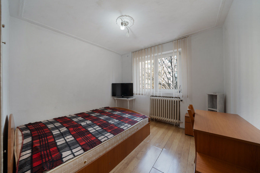 Decomandat* Gheorghe Moisil 3*etaj 4/ 10* Mobilat si utilat