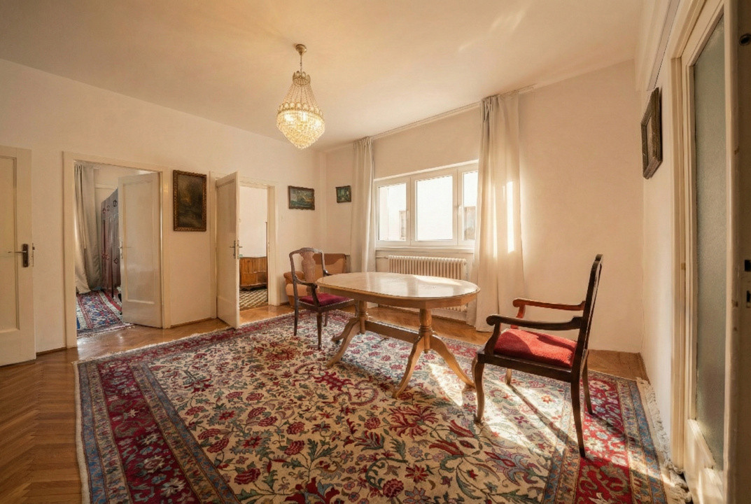 Etaj 1/Vila*120 mp utili+80 mp spatii comune*PRO TV*