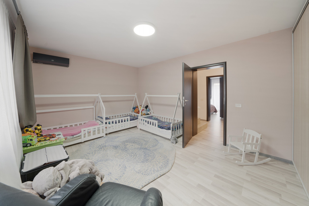 Casa individuala P+1+pod*Teren 110 mp*Str Luceafarului*Chiajna