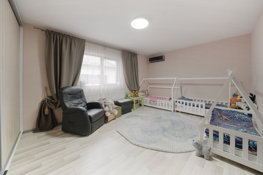 Casa individuala P+1+pod*Teren 110 mp*Str Luceafarului*Chiajna