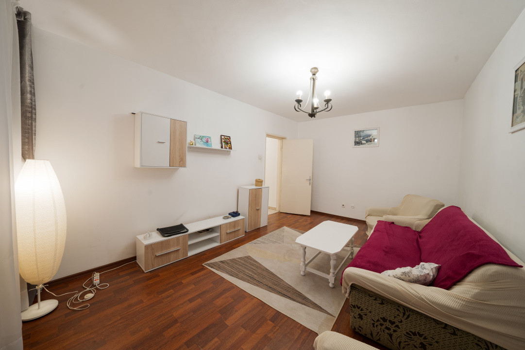 *Iancului, *Decomandat, *etaj 1