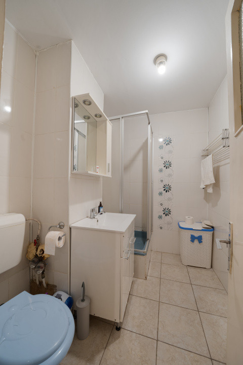 *Iancului, *Decomandat, *etaj 1