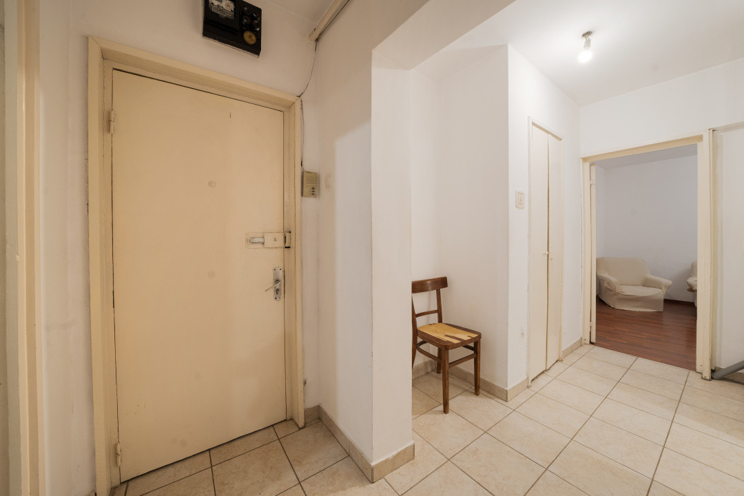 *Iancului, *Decomandat, *etaj 1