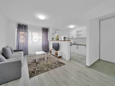 Sebastian*Decomandata*41 mp*Bloc 1987*Totul nou*Modern