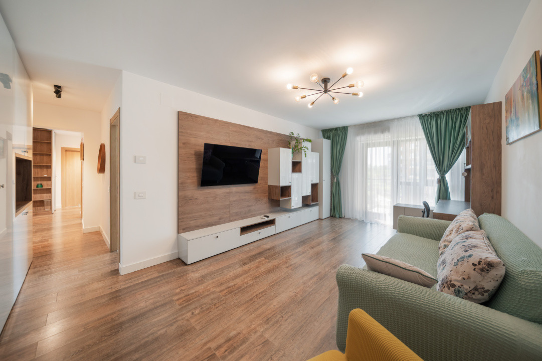 Parcului 20-Expozitiei* Loc de parcare*Mobilat si utilat modern* Vedere gradina 