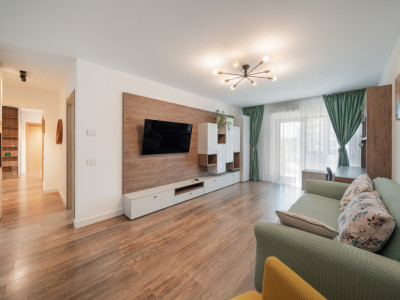 Parcului 20-Expozitiei* Loc de parcare*Mobilat si utilat modern* Vedere gradina 