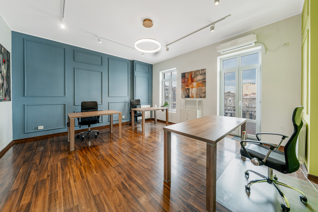 Birou privat*Toate cheltuielile incluse*Hub modern*Acces complet la facilitati