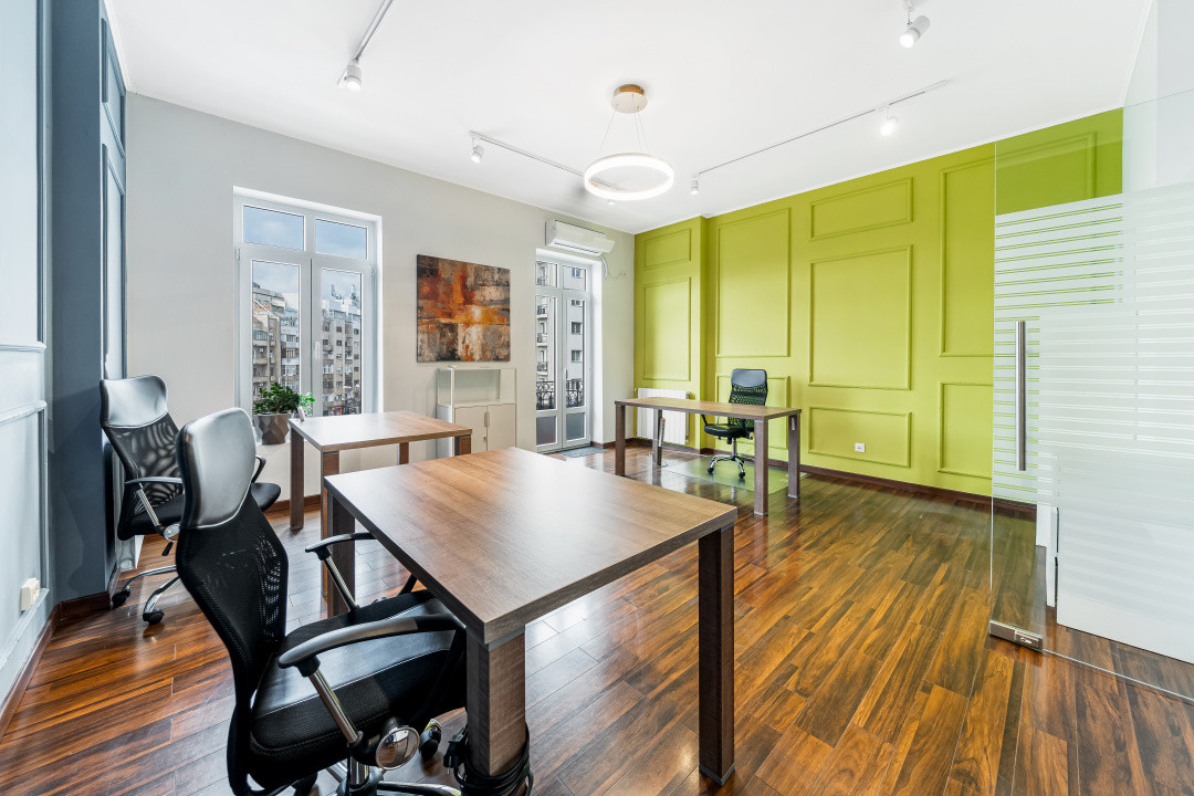 Birou privat*Toate cheltuielile incluse*Hub modern*Acces complet la facilitati