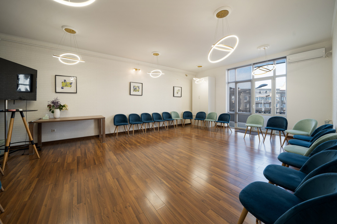 Birou privat*Toate cheltuielile incluse*Hub modern*Acces complet la facilitati