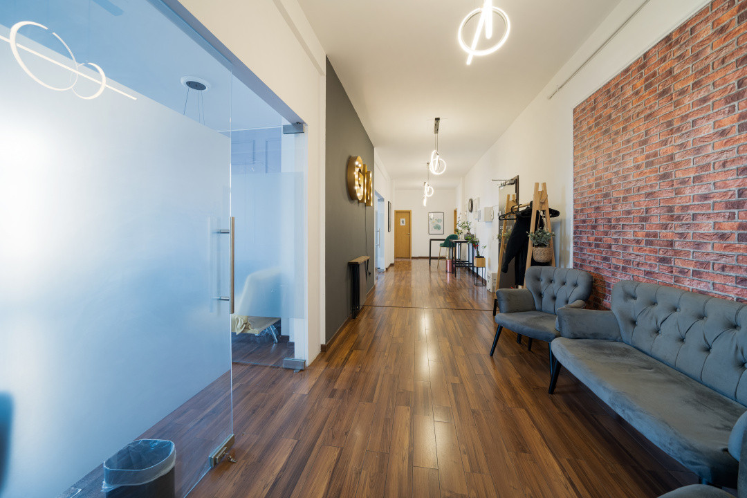 Birou privat*Toate cheltuielile incluse*Hub modern*Acces complet la facilitati