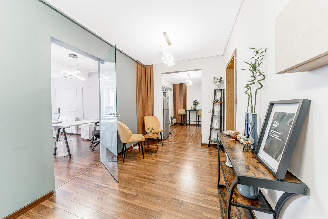 Birou privat*Toate cheltuielile incluse*Hub modern*Acces complet la facilitati