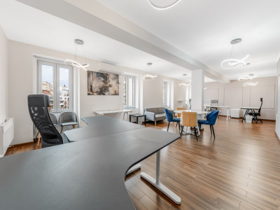 Birou privat*Toate cheltuielile incluse*Hub modern*Acces complet la facilitati