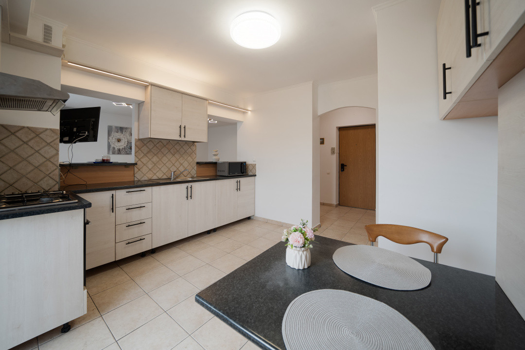 *Piata Unirii 18* Fantani*Decomandat*Modern *65mp* Metrou Unirii