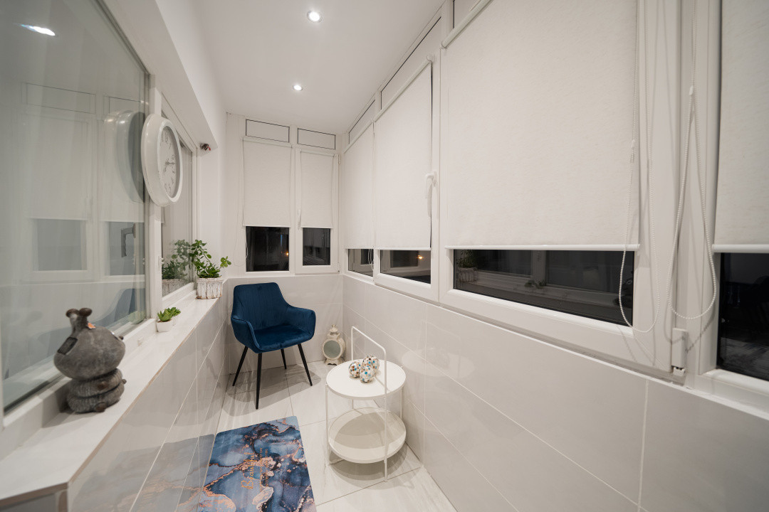 *Decebal 2 camere decomandat *amenajari lux