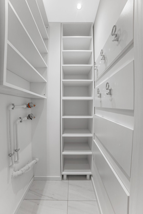 *Decebal 2 camere decomandat *amenajari lux