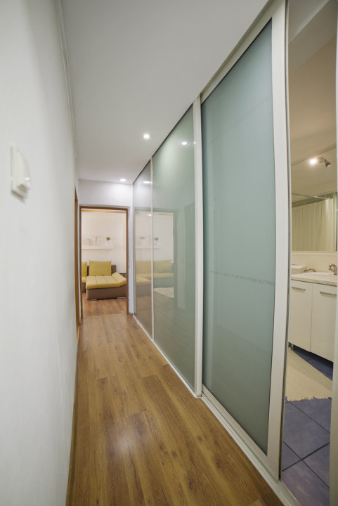 2 Camere*Calea Vitan*Decomandat*Renovat* Centrala individuala